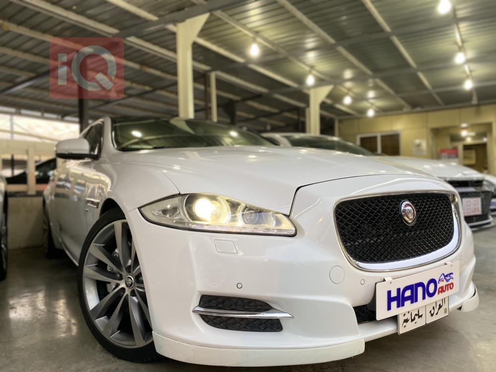 جاكوار XJ